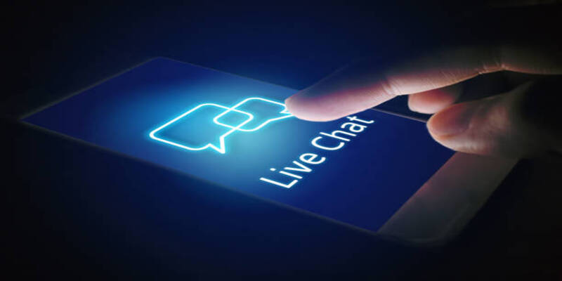 Liên hệ qua livechat để nhận phản hồi nhanh chóng